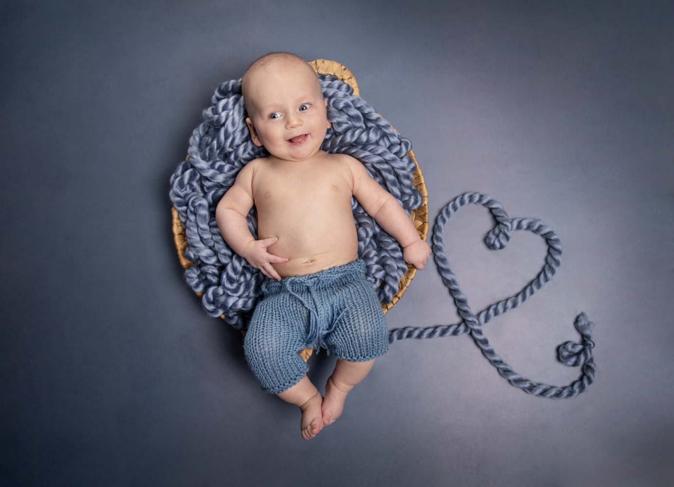 baby neugeborene fotograf fotostudio marburg alsfeld 097