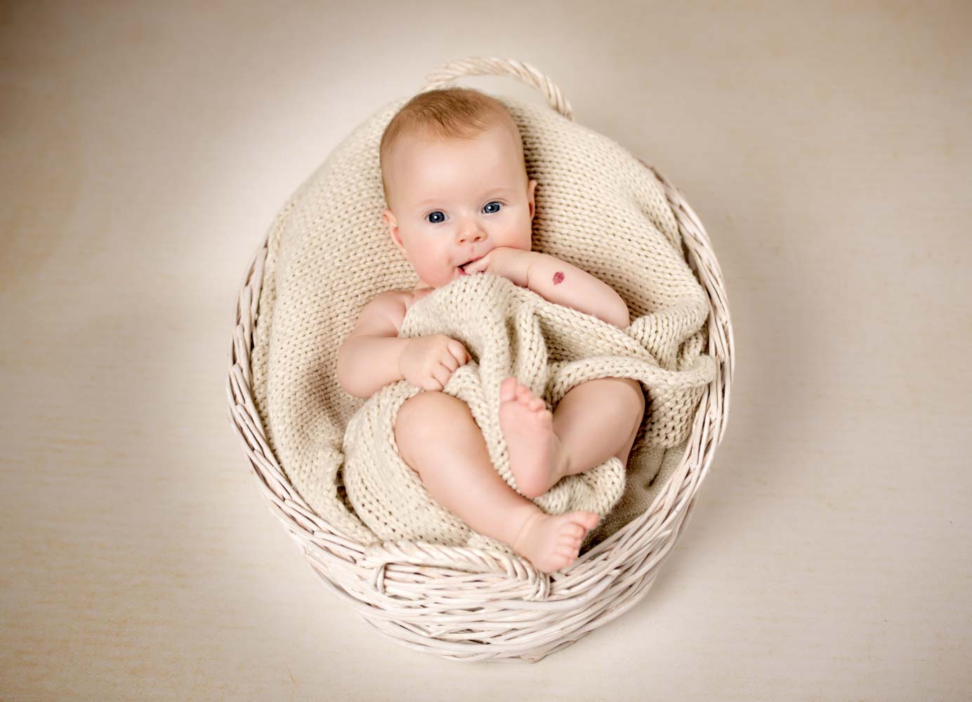 baby neugeborene fotograf fotostudio marburg alsfeld 213