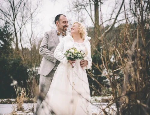 Hochzeitsshooting im Winter am Teich in Hatzbach