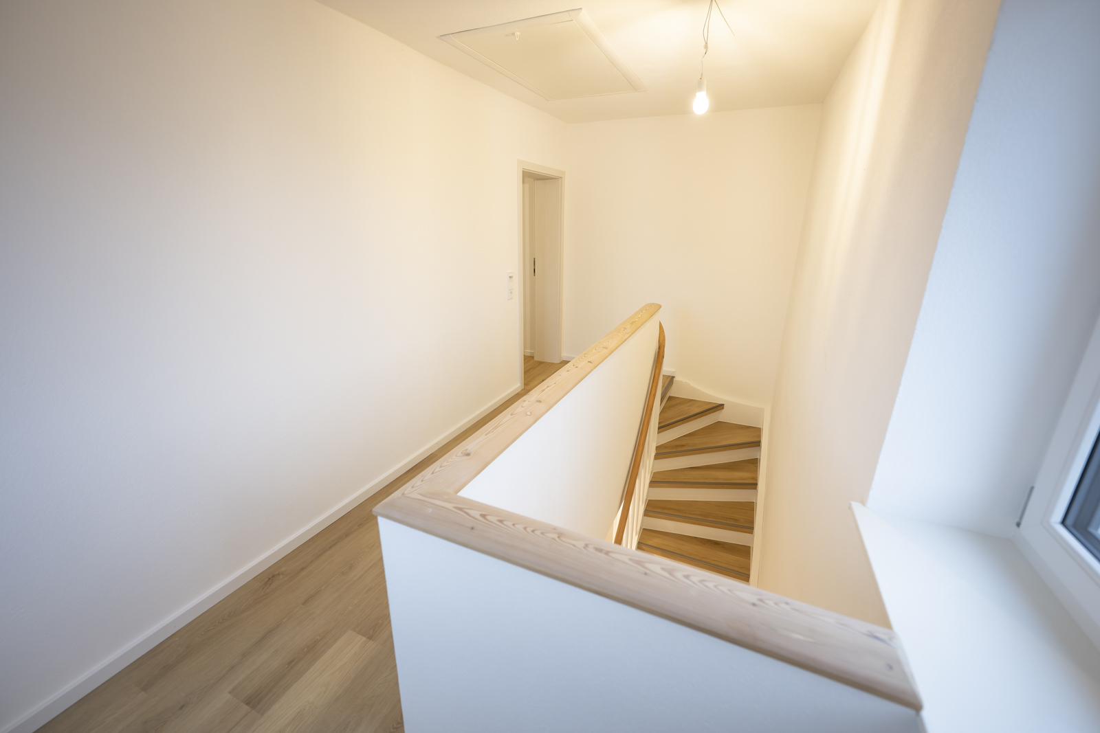 wohnung og flur aussen